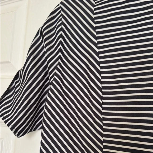 Jones New York Signature Navy & White Striped Button-Up Shirt, Size M - Picture 7 of 8